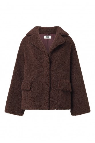 BETTA_CORRADI_CHAQUETON_OVER_BORREGUILLO_MARIONA_MODA_ROPA_MUJER_TIENDA_ONLINE_A51381