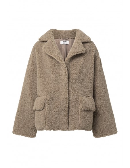 BETTA_CORRADI_OVERSIZED_SHEARLING_JACKET_MARIONA_FASHION_CLOTHING_WOMAN_SHOP_ONLINE_A51381
